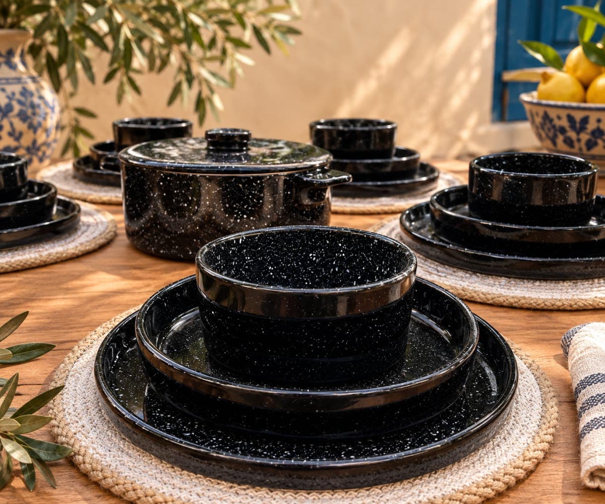 Service de table Noir Moucheté